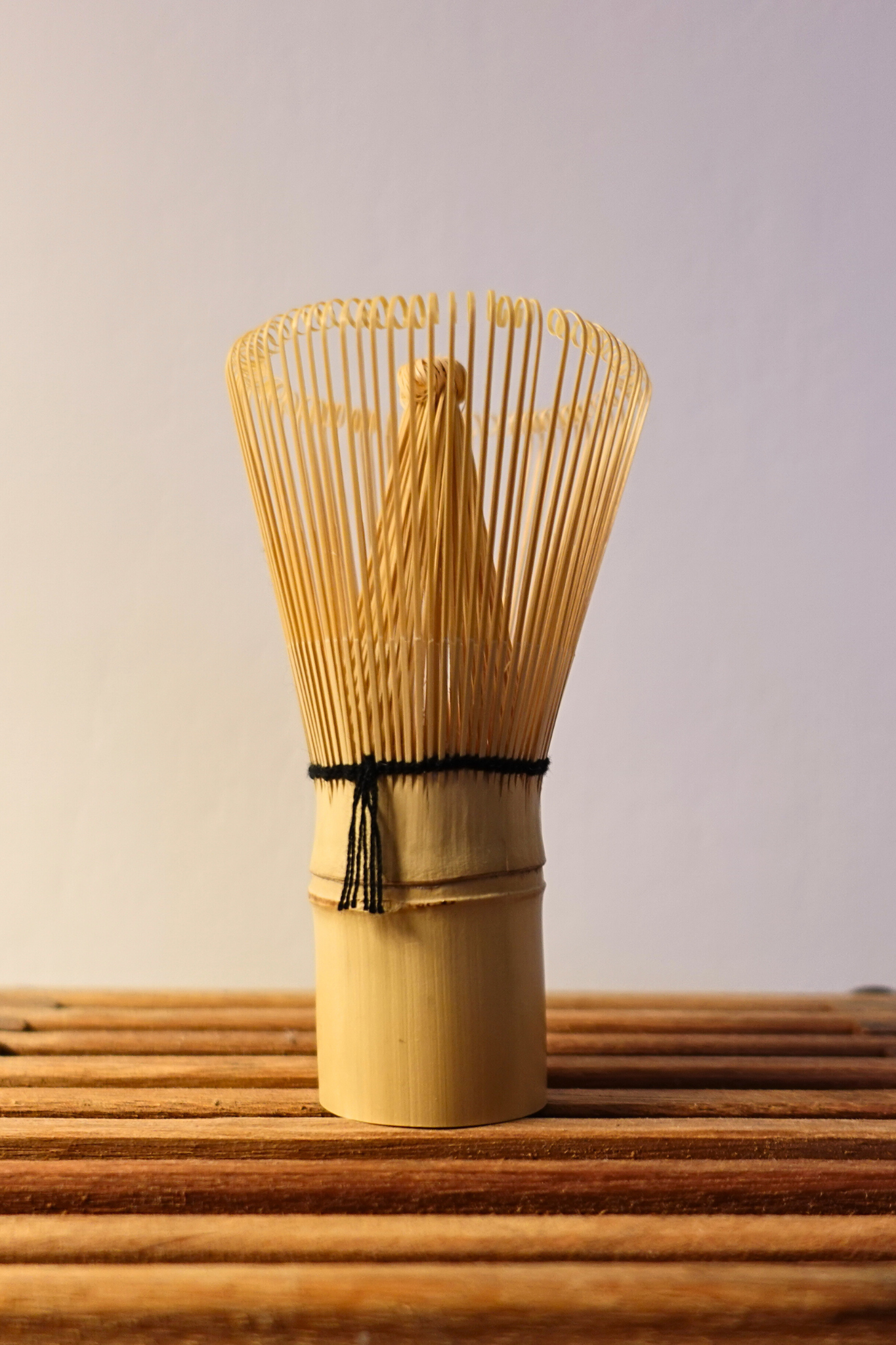 • Chasen en bambou artisanal, fouet traditionnel pour matcha
• Fouet à matcha japonais en bambou, 100 brins, accessoire cérémonie du thé